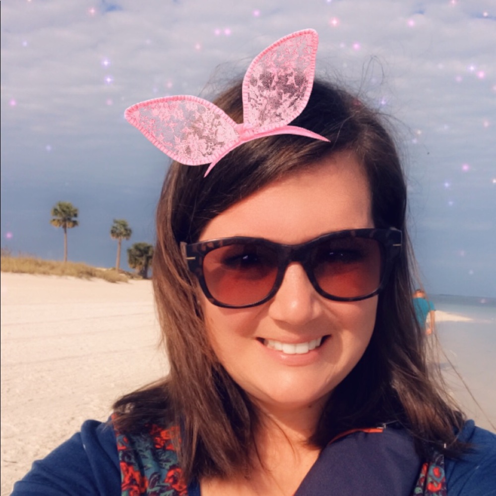 Meet your Posher, Danielle